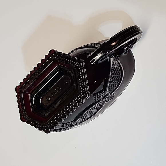 Avon Cape Cod Red Glass Sauce Gravy Boat - Picture 14 of 14